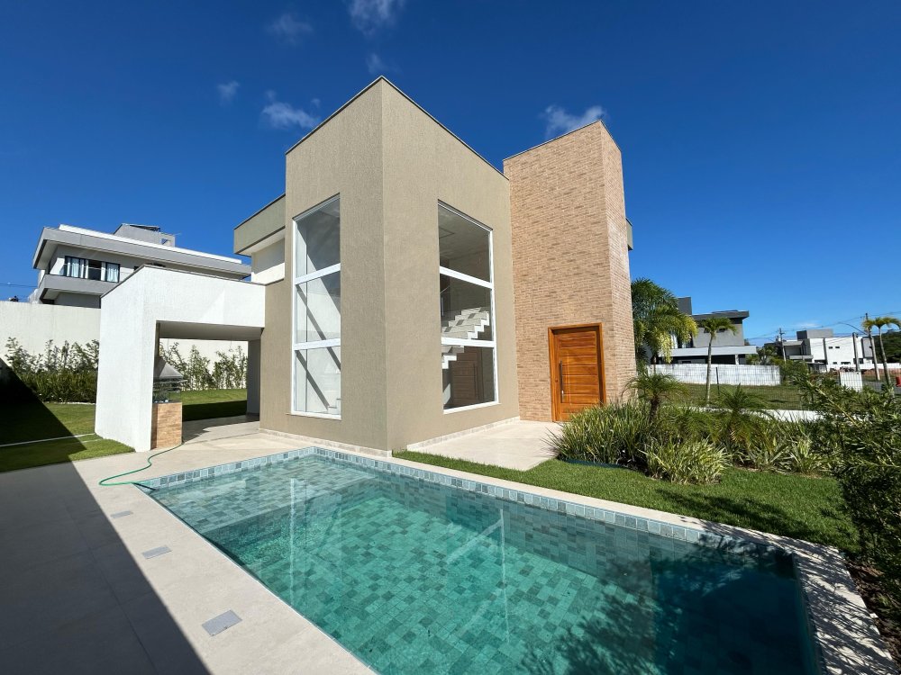 Casa Alto Padrão - Venda - Alphaville (abrantes) - Camaçari - BA