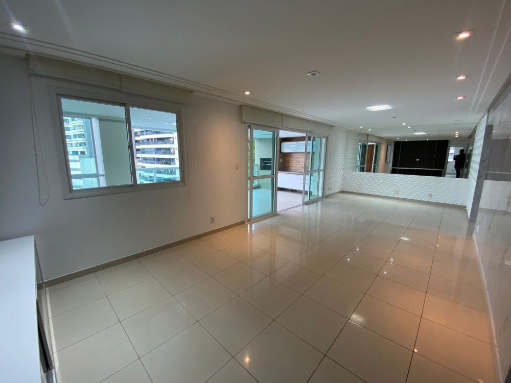 Apartamento Alto Padrão - Venda - Barra - Salvador - BA